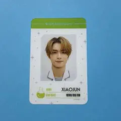 WayV 威神V FC ファンクラブ 継続特典 IDカード シャオジュン 1点