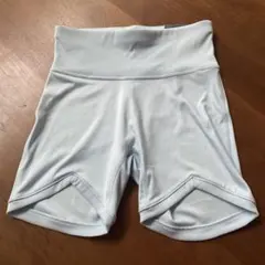 PUMA ショートパンツ