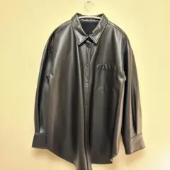 アウター合成皮革 ボタンアップシャツ 黒　XLサイズ　GU ジーユー