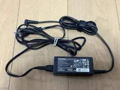 TOSHIBA PA5178U-1ACA AC/DCアダプタ