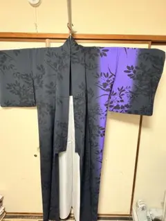小紋 着物 紫 黒 グラデーション 花柄 IKKI流 - メルカリ