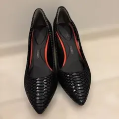 ロックポート　パンプス