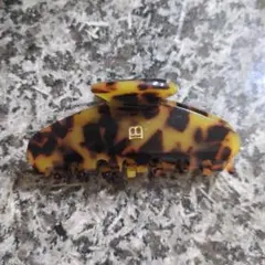 ノーブランド　ヘアクリップ　試着のみ　べっ甲