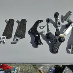 SR400（1JR)から取り外し 純正バックステップ一式 - メルカリ