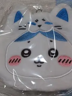 ちいかわもぐもぐ本舗　伏見稲荷　おかおポーチ　ハチワレ
