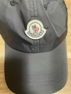 MONCLER グレー ベースボールキャップ