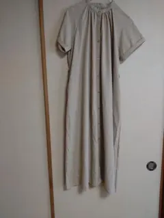 ベージュ 半袖 ボタン付きシャツワンピース【GU・Lサイズ】