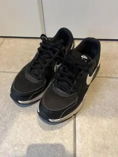 NIKE AIR MAX スニーカー ブラック　25cm