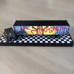 B'z Pleasure2018HINOTORIツアートラックミニカーケース付き - メルカリ