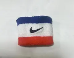 NIKE ナイキ　リストバンド