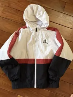 Jordan フード付きジャケット ホワイト/レッド/ブラック