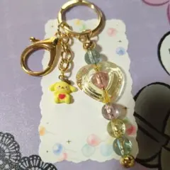 カラフルビーズのハート型キーホルダー