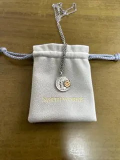 NORTH WORKS × beams メダル型ネックレス