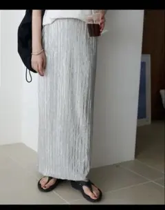 シルバー プリーツ タイトスカート