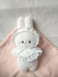 うさぎの赤ちゃんぬいぐるみ