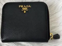 PRADA ブラック サフィアーノレザー 二つ折り財布