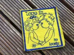 【70's Love is… Lovely ワッペン】