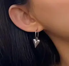 高品質サージカルステンレス シルバー ☆上位人気☆超おすすめ ハート♡ピアス