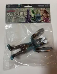 CCP　バルタン星人 ミドルサイズシリーズ　ウルトラ怪獣　ソフビ　新品未開封のサムネイル