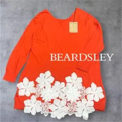 新品未使用[BEARDSLEY]シルク混 裾レースフラワートップスのサムネイル