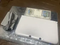 Nintendo 3DS ホワイト + 充電器+ゲームソフト2つ