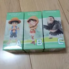 ワンピース　 ワールドコレクタブルフィギュア 　 ３個セットのサムネイル