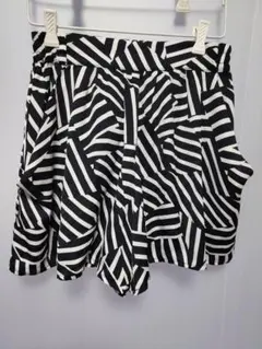 GUショートパンツ