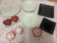 ルクルーゼ 食器セット 未使用品あり マルチオーバル、スクエアなどのサムネイル