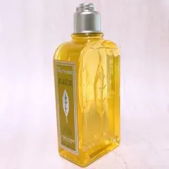 UX☆未使用☆ ロクシタン ヴァーベナ シャワージェル 250mL