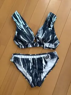 水着 ジルスチュアートのサムネイル