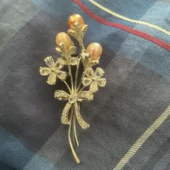 ⚠️底値　ブローチ　花束モチーフ　入園式　入学式　冠婚葬祭