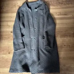 ダークグレー キルティング ロングコート