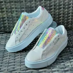 【美品】adidas SLEEK SUPER 23.0cm紐なし