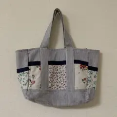 パッチワークデザイン トートバッグ 青 ブルー ストライプ 花柄