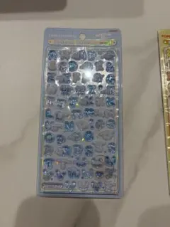 シナモロール　ボンボンドロップシール　もじ