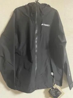 新品adidas TERREX GORE-TEX ジャケット黒М定価26400円のサムネイル