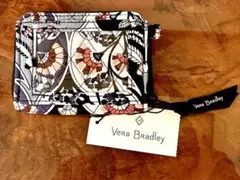 【新品・タグ付】ヴェラブラッドリー花柄 ミニ財布