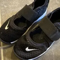 【美品】NIKE　リトルリフト　キッズ　15cm