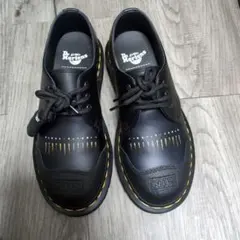 極美品】Dr.Martens LOWELL 4ホール ペイズリー 28 - メルカリ