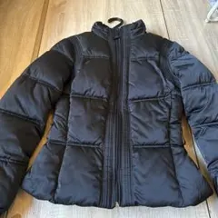 GUESS 撥水性 ブラックパデッドジャケット