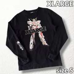 【XLARGE】ロンT ガンダムユニコーンコラボ デカロゴ 袖プリント 黒 Sのサムネイル