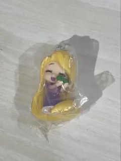ディズニープリンセス ぎゅーこっと ラプンツェル パスカル ガチャ バンダイ