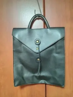 送料込 黒 合成皮革カバン 手提げ、リュック、ショルダーの3ウェイ 男女兼用