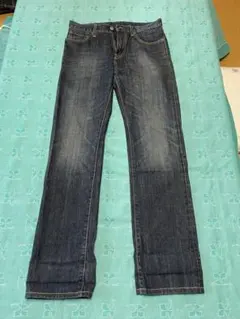 ダークブルー ストレートデニム　ジーパン