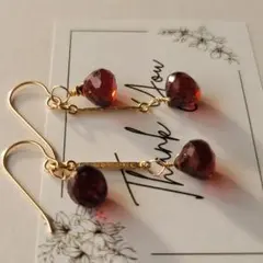 【14kgf 】落ち着いた気品を身に纏う＊ガーネットピアス