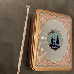 シルエットデザインの金属製缶3個セット