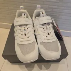 newbalance　YV996HC3 20.5センチ