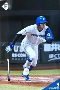 ファイターズ　中島卓也　ハイライトフォト　9/22　引退試合　最後の内野安打❗