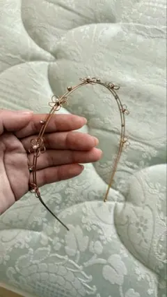 ピンクゴールド 花柄 カチューシャ