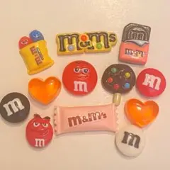 クロックスジビッツ　サンダルアクセサリー　デコパーツ　赤　お菓子